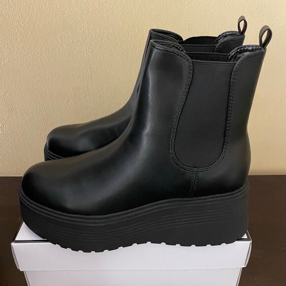 Nine West Women's George Ankle Boot - Picture 1 of 7